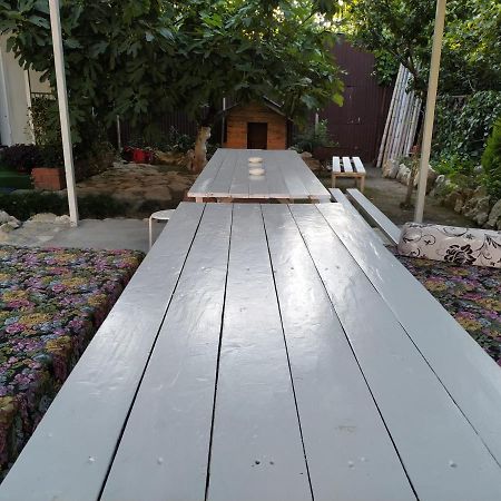 Guest House On Shakirbay 11 苏呼米 外观 照片