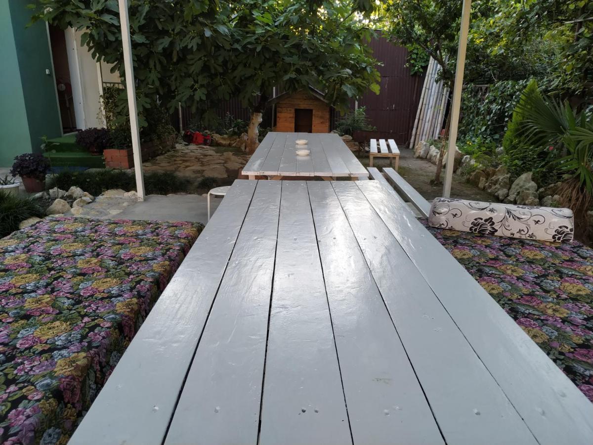 Guest House On Shakirbay 11 苏呼米 外观 照片
