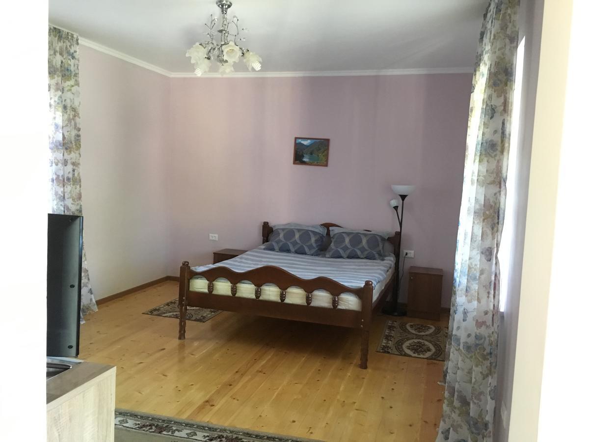 Guest House On Shakirbay 11 苏呼米 外观 照片