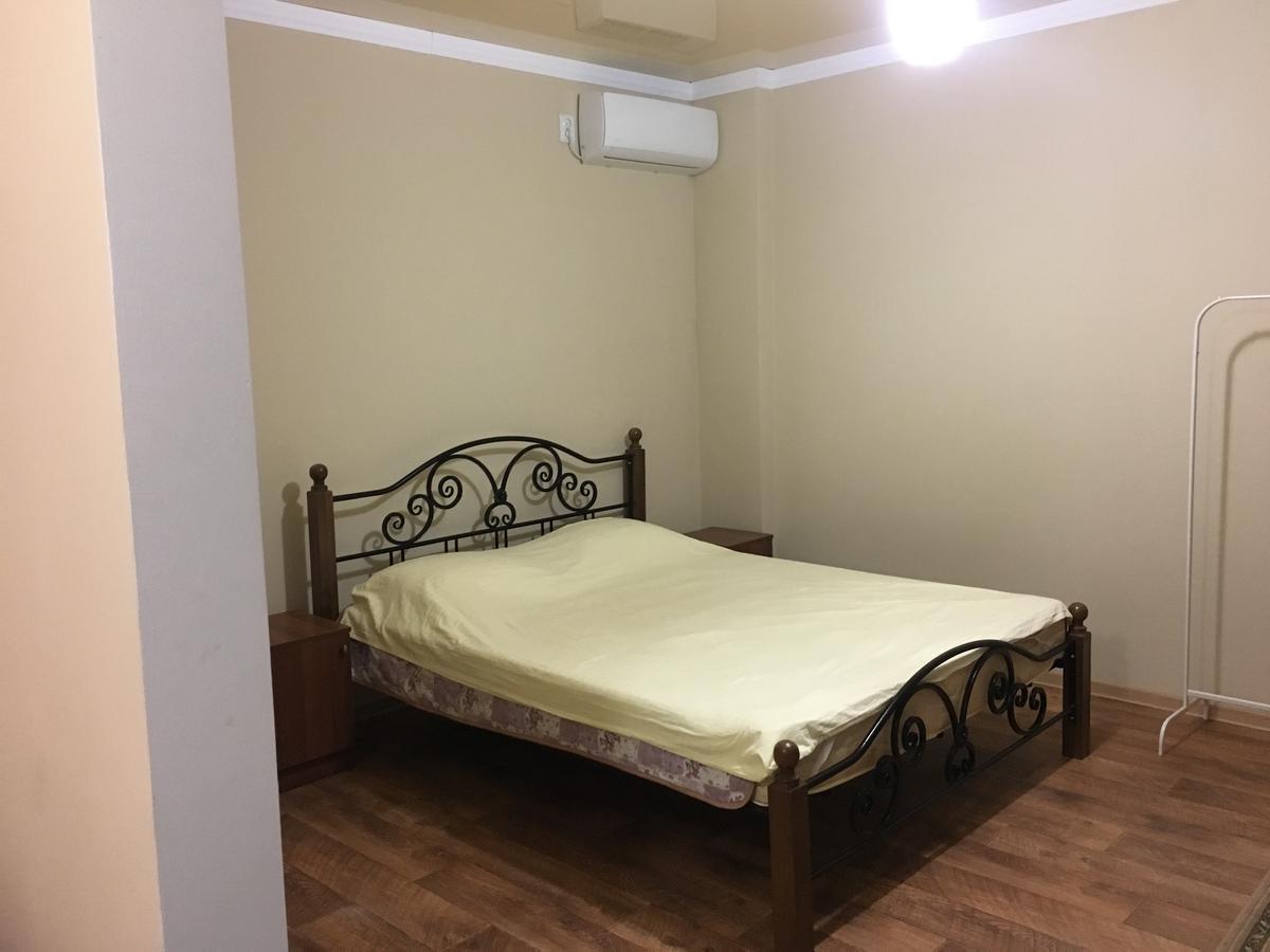 Guest House On Shakirbay 11 苏呼米 外观 照片