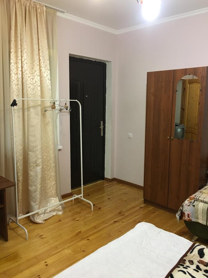 Guest House On Shakirbay 11 苏呼米 外观 照片
